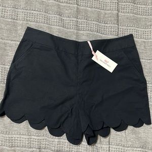 Vineyard Vines Scalloped Short